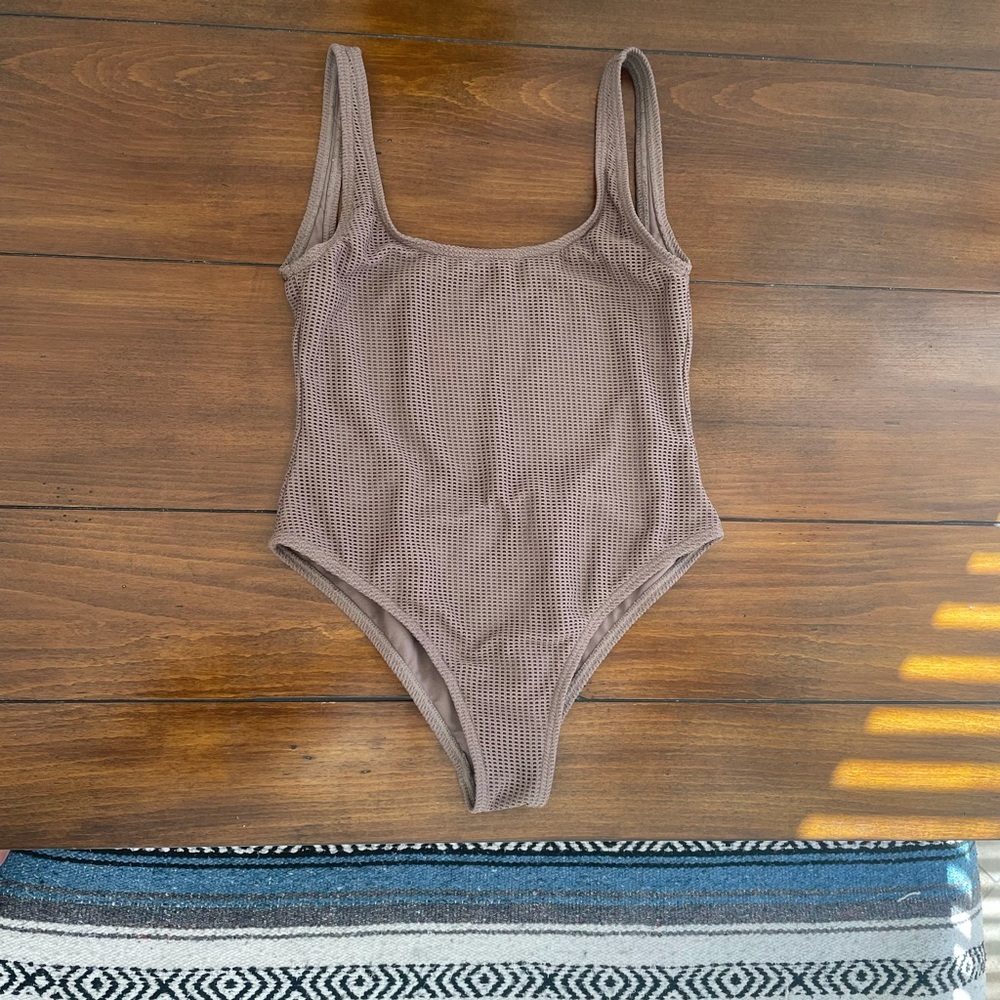 Billabong Womens One-Piece Low-Back Swimsuit Brown Size S.